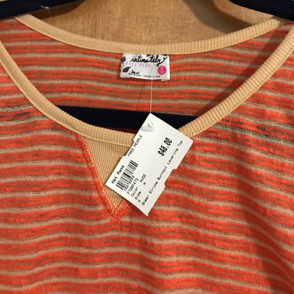 NWT Free people long sleeve tee!! - Picture 2 of 3